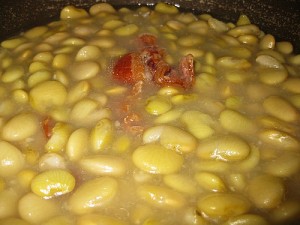 Mmmm. Beans de lima. Thanks to Jasonlam for the pic.